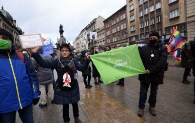 Demonstracja w Krakowie w 99. rocznicę zabójstwa Gabriela Narutowicza - zdjęcie 17