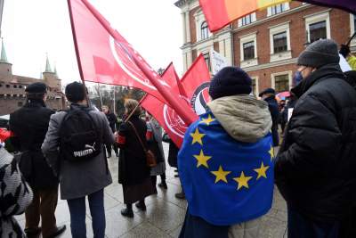 Demonstracja w Krakowie w 99. rocznicę zabójstwa Gabriela Narutowicza - zdjęcie 12