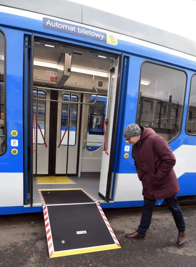 MPK zakończyło modernizację wagonów GT8, fot. Marek Lasyk - zdjęcie 12