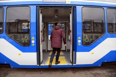 MPK zakończyło modernizację wagonów GT8, fot. Marek Lasyk - zdjęcie 10