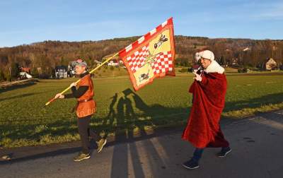 Podsumowanie roku (1): wyrzucony Tygodnik, protesty, wielki pożar i afera Obajtka - zdjęcie 1