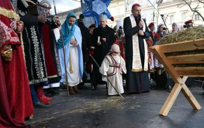 Tłumy w Orszaku Trzech Króli (Rok 2022) - zdjęcie 30