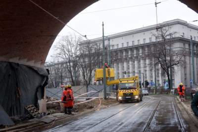 Została kamieni kupa. Część cegieł zabezpieczono - zdjęcie 18