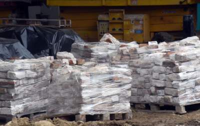 Została kamieni kupa. Część cegieł zabezpieczono - zdjęcie 23