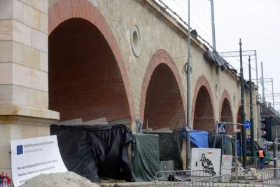 Została kamieni kupa. Część cegieł zabezpieczono - zdjęcie 15