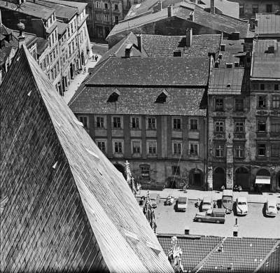 Samochodoza na Rynku Głównym (i nie tylko). W ubiegłym stuleciu... - zdjęcie 11