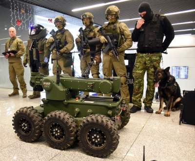 Taka sytuacja na lotnisku w Balicach. Zobaczcie zdjęcia i film - zdjęcie 18