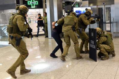 Taka sytuacja na lotnisku w Balicach. Zobaczcie zdjęcia i film - zdjęcie 6