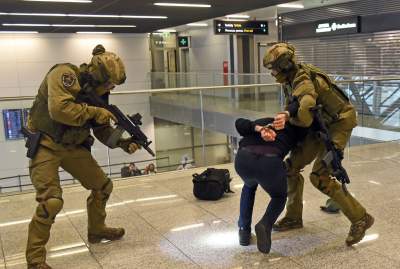 Taka sytuacja na lotnisku w Balicach. Zobaczcie zdjęcia i film - zdjęcie 7