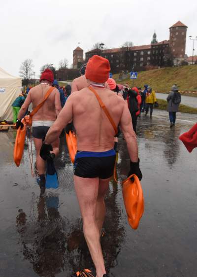Oni nie narzekali na pogodę. 30. Finał WOŚP w Krakowie - zdjęcie 33