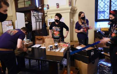 Oni nie narzekali na pogodę. 30. Finał WOŚP w Krakowie - zdjęcie 24