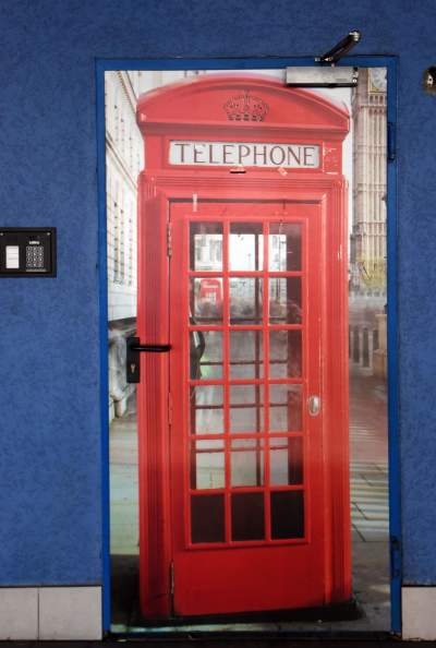 Opustoszała galeria handlowa, fot. Marek Lasyk - zdjęcie 5