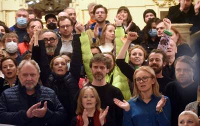 Konferencja w Teatrze Słowackiego. Cały zespół wspiera dyrektora - zdjęcie 37