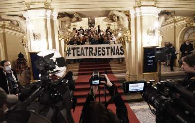 Konferencja w Teatrze Słowackiego. Cały zespół wspiera dyrektora - zdjęcie 5