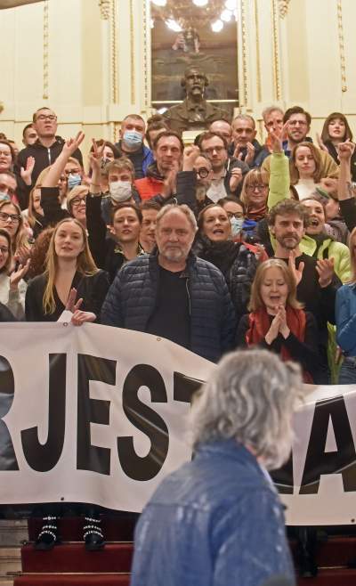 Konferencja w Teatrze Słowackiego. Cały zespół wspiera dyrektora - zdjęcie 34