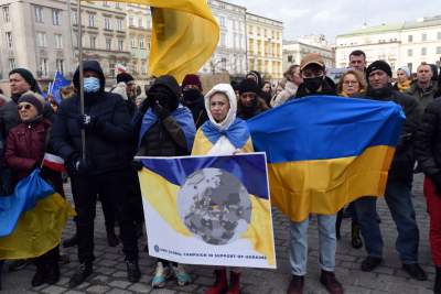 Marsz solidarności z Ukrainą w Krakowie. Finał przed konsulatem Rosji - zdjęcie 3