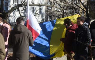 Konsulat Rosji w Krakowie. Protest przeciw napaści na Ukrainę - zdjęcie 17