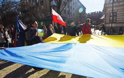 Konsulat Rosji w Krakowie. Protest przeciw napaści na Ukrainę - zdjęcie 20