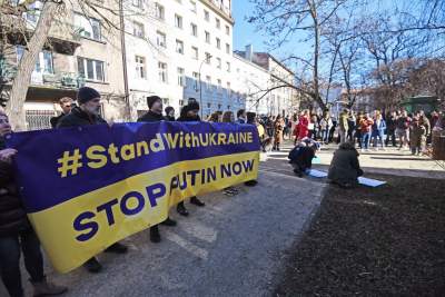 Konsulat Rosji w Krakowie. Protest przeciw napaści na Ukrainę - zdjęcie 14