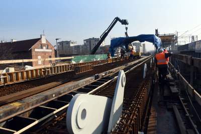 Ten nowy most kolej wykorzysta już w połowie roku. Imponująca budowa - zdjęcie 23