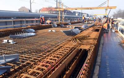 Ten nowy most kolej wykorzysta już w połowie roku. Imponująca budowa - zdjęcie 15