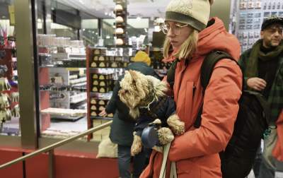 One też uciekają przed wojną. Sceny z krakowskiego dworca - zdjęcie 9