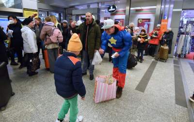 Z pomocą przyszedł nawet Superman. Przyniósł prezenty i uśmiech - zdjęcie 7