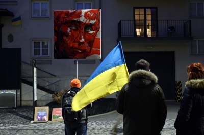 Pikieta przed węgierskim konsulatem w Krakowie. Orban sojusznik Putina - zdjęcie 1