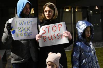 Pikieta przed węgierskim konsulatem w Krakowie. Orban sojusznik Putina - zdjęcie 7