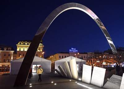 Raport z oblężonego dworca: dzień 15. Fot. Marek Lasyk - zdjęcie 22