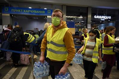 Krakowski dworzec tułaczy. Dzień szesnasty. Fot. Marek Lasyk - zdjęcie 14