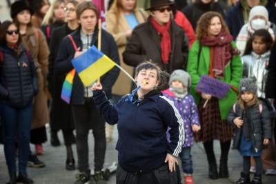 Ukraina naszą siostrą. Manifa solidaryzuje się z walczącą Ukrainą - zdjęcie 20