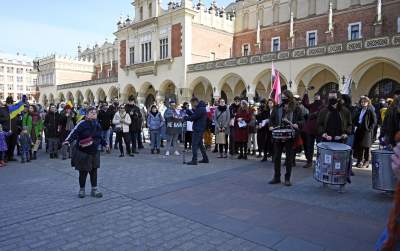Ukraina naszą siostrą. Manifa solidaryzuje się z walczącą Ukrainą - zdjęcie 12