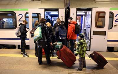 Czekając na pociąg do lepszego świata. 17. dzień na dworcu - zdjęcie 5