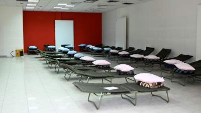 Zamieszka tu kilkuset uchodźców z Ukrainy. Sale pomalowali studenci ASP - zdjęcie 11