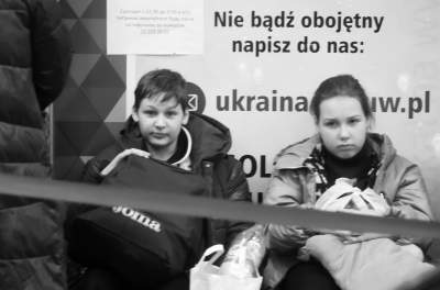 Dzieci z dworca Kraków Główny. Miasto przyjęło kilkadziesiąt tysięcy małych uchodźców - zdjęcie 21