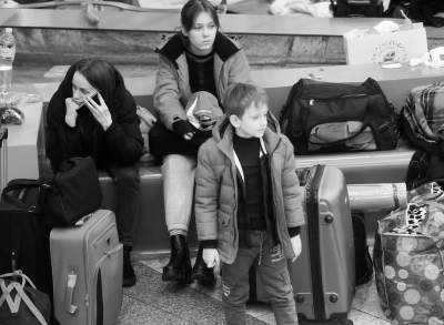 Dzieci z dworca Kraków Główny. Miasto przyjęło kilkadziesiąt tysięcy małych uchodźców - zdjęcie 14