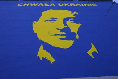 Chwała Ukrainie! Mural z prezydentem Zełenskim na rogu Rakowickiej i Lubomirskiego - zdjęcie 5