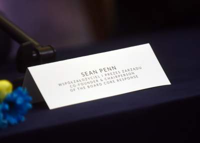 Sean Penn w Krakowie. W obiektywie Marka Lasyka - zdjęcie 32