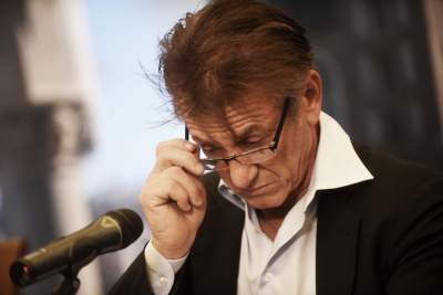 Sean Penn w Krakowie. W obiektywie Marka Lasyka - zdjęcie 35