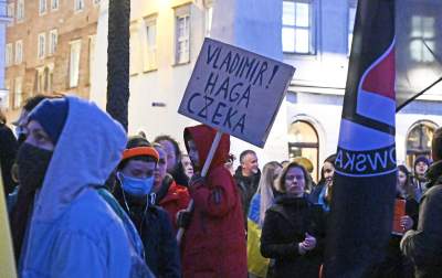 „Putin idi nahui“. Manifestacja poparcia dla walczącej Ukrainy - zdjęcie 26