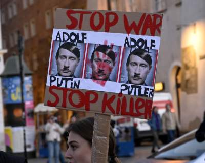 „Putin idi nahui“. Manifestacja poparcia dla walczącej Ukrainy - zdjęcie 2