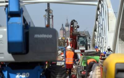 Drugi, nowy most kolejowy nad Wisłą prawie gotowy - zdjęcie 19