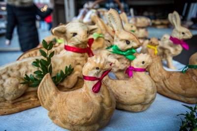Drzewko emausowe i inne wielkanocne tradycje na Rynku, fot. Jan Graczyński - zdjęcie 30