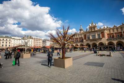 Drzewko emausowe i inne wielkanocne tradycje na Rynku, fot. Jan Graczyński - zdjęcie 32