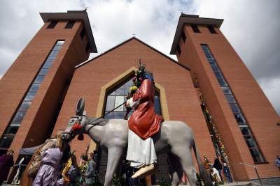 "Tokarska Bagnieć", kilkusetlenia tradycja. Fot. Marek Lasyk - zdjęcie 31