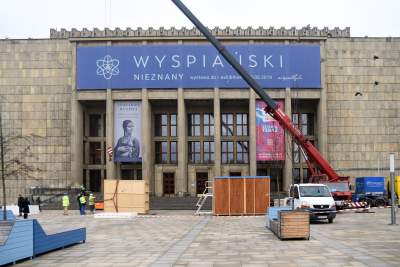 Do Krakowa przyjechały eksponaty wagi ciężkiej - zdjęcie 9