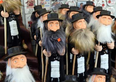 Emaus wolny od tandety? To się chyba nie mogło udać... - zdjęcie 7