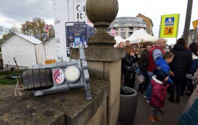 Emaus wolny od tandety? To się chyba nie mogło udać... - zdjęcie 20