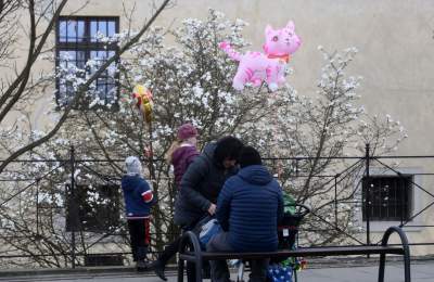 Emaus wolny od tandety? To się chyba nie mogło udać... - zdjęcie 23